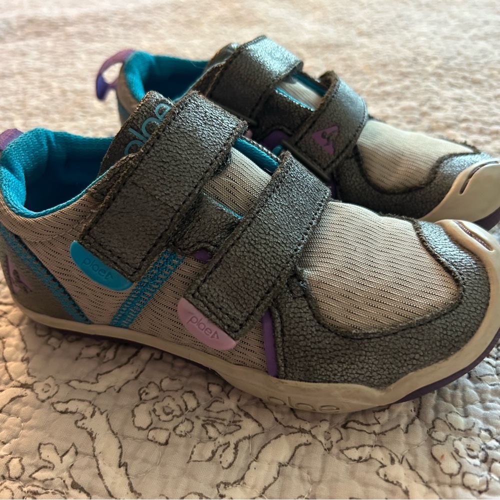 PLAE Sneakers